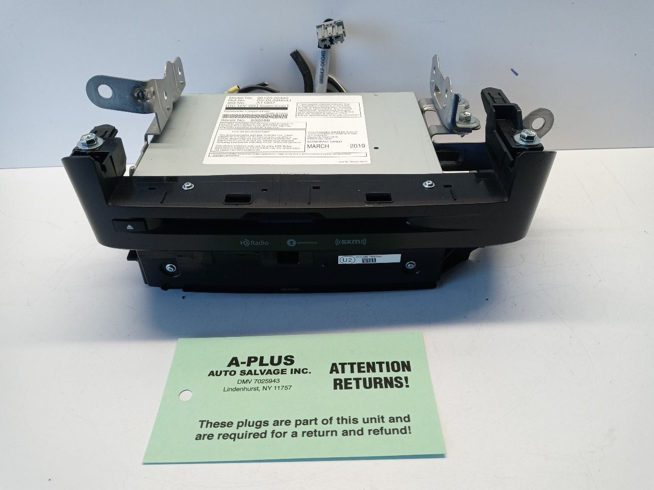 2019 Lexus ES300H OEM Radio Receiver Unit ID 86120-064440 12.3” Screen
