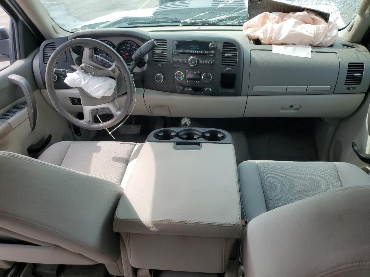 Audio Equipment Radio AM-FM-CD-MP3-USB Fits 11-21 EXPRESS 2500 VAN 2278505