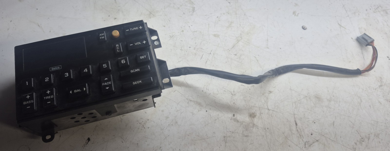 Chevy Gmc 1988-02 Am/Fm Radio Stereo Control Head Unit Black #16071015 Tested