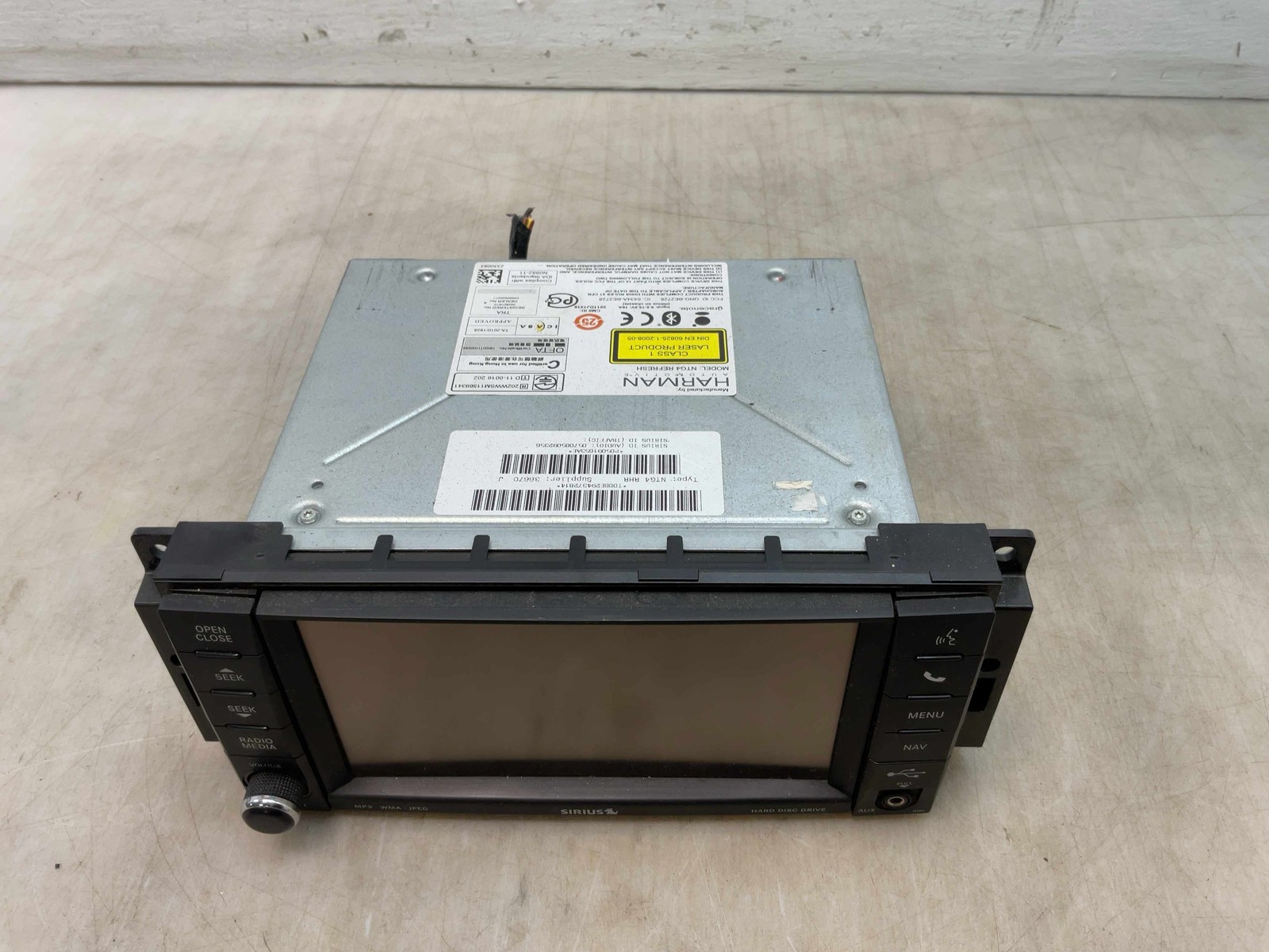 Jeep JK Wrangler OEM RHR Touchscreen Radio P05091653AE 2014 176258