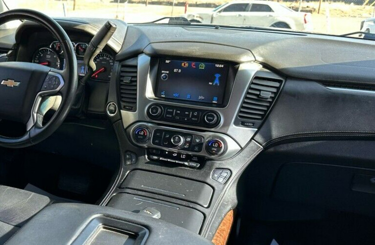 2015 Chevy Tahoe/Suburban Radio Stereo 8 inch With Storage Compartment OEM