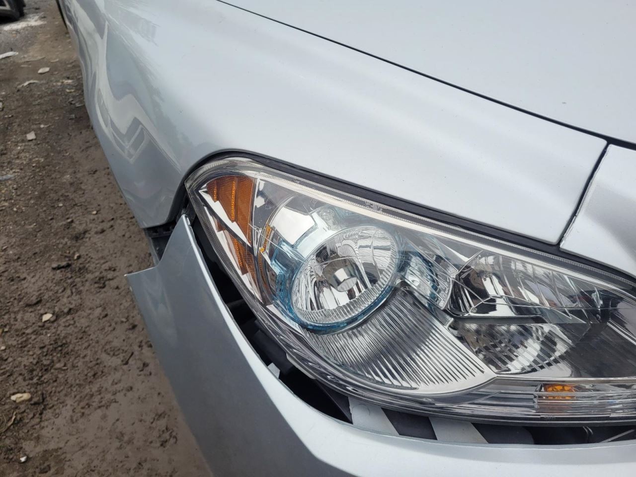Audio Equipment Radio AM-FM-stereo-CD-MP3-USB Opt Uui Fits 09-12 MALIBU 1829953