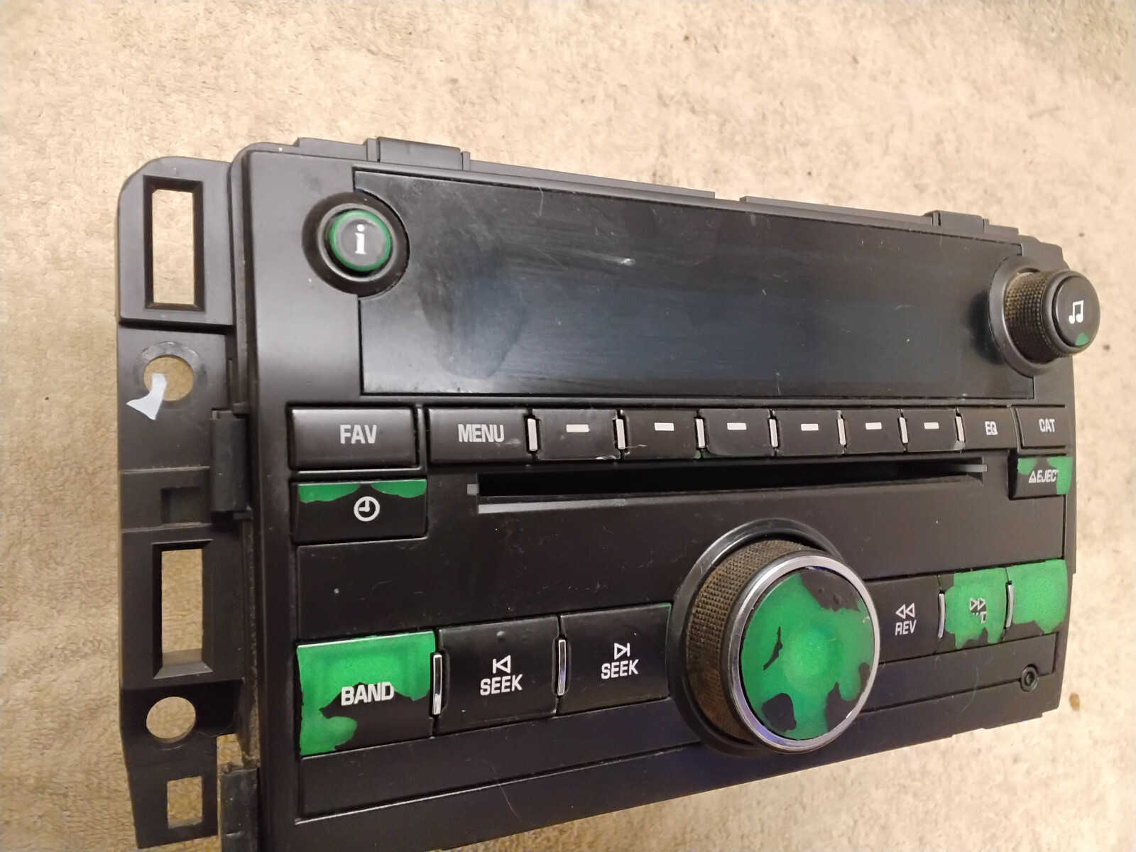 Chevrolet & GMC Pickups & Vans, 2010 – 2021, OEM, AM/FM/CD Player, Radio Unit