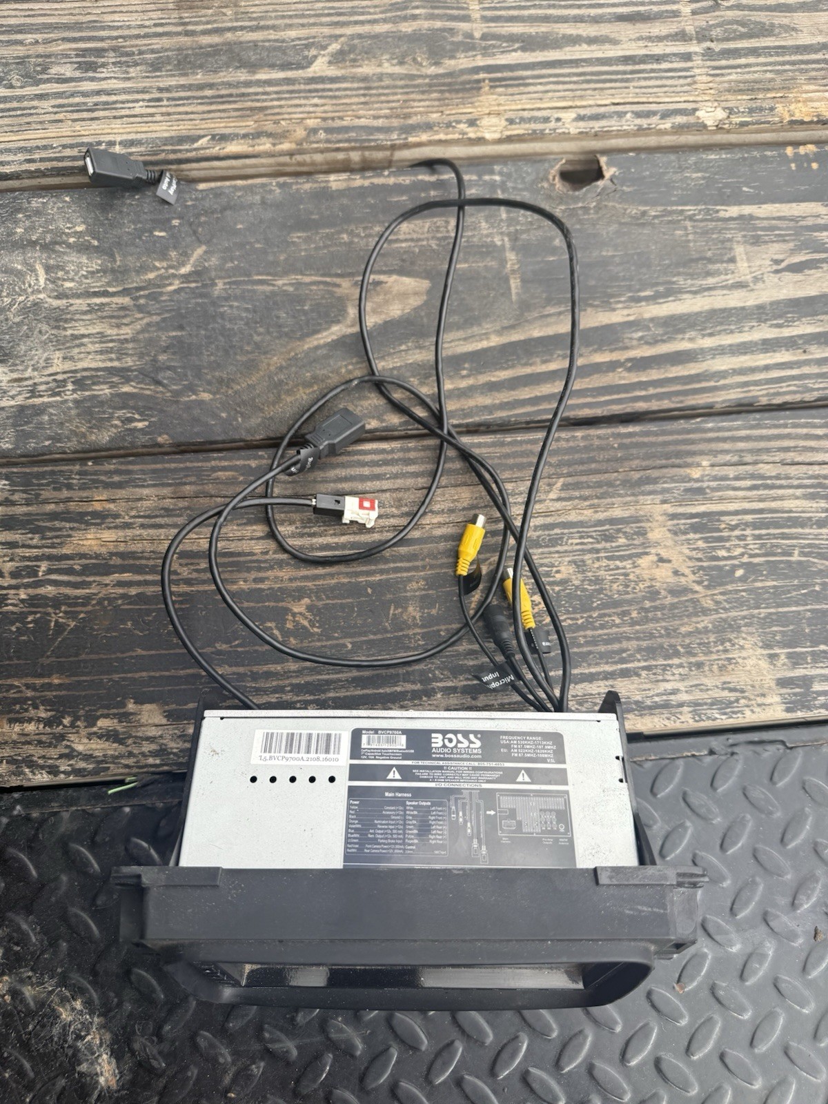 2014-2019 Dodge Ram Complete Radio Bezel With Controls And Complete Boss Radio