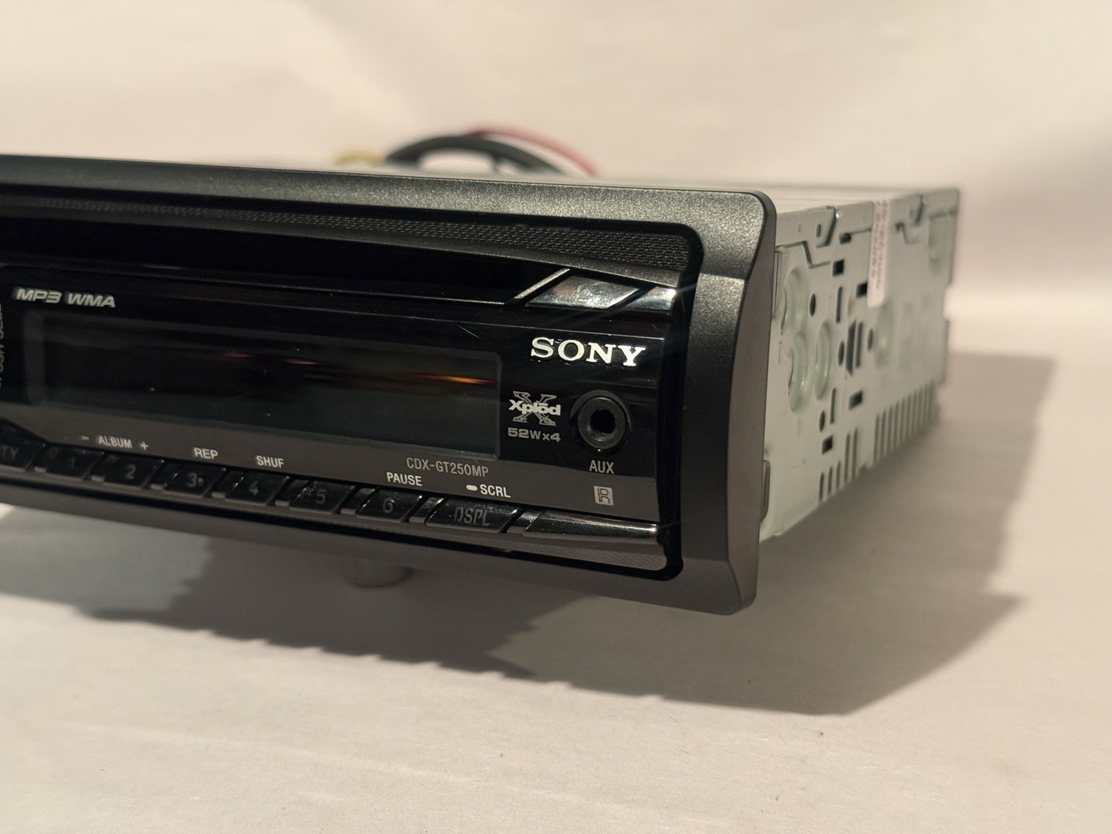 Sony CDX-GT250MP Car Radio Stereo Receiver CD Player Single DIN in Dash Used
