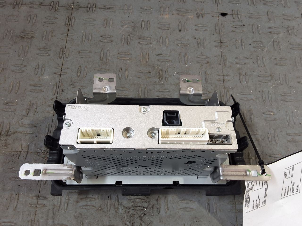 2018-2020 Nissan Kicks S Radio Display and Receiver