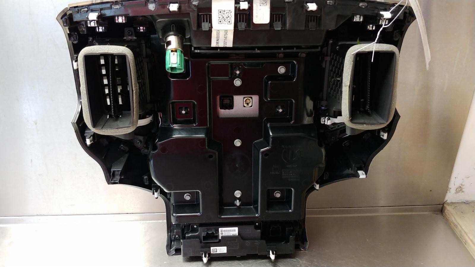 2021 Dodge Ram 1500 12″ Uconnect Radio Display Screen w/ Receiver 6EJ822C1AE