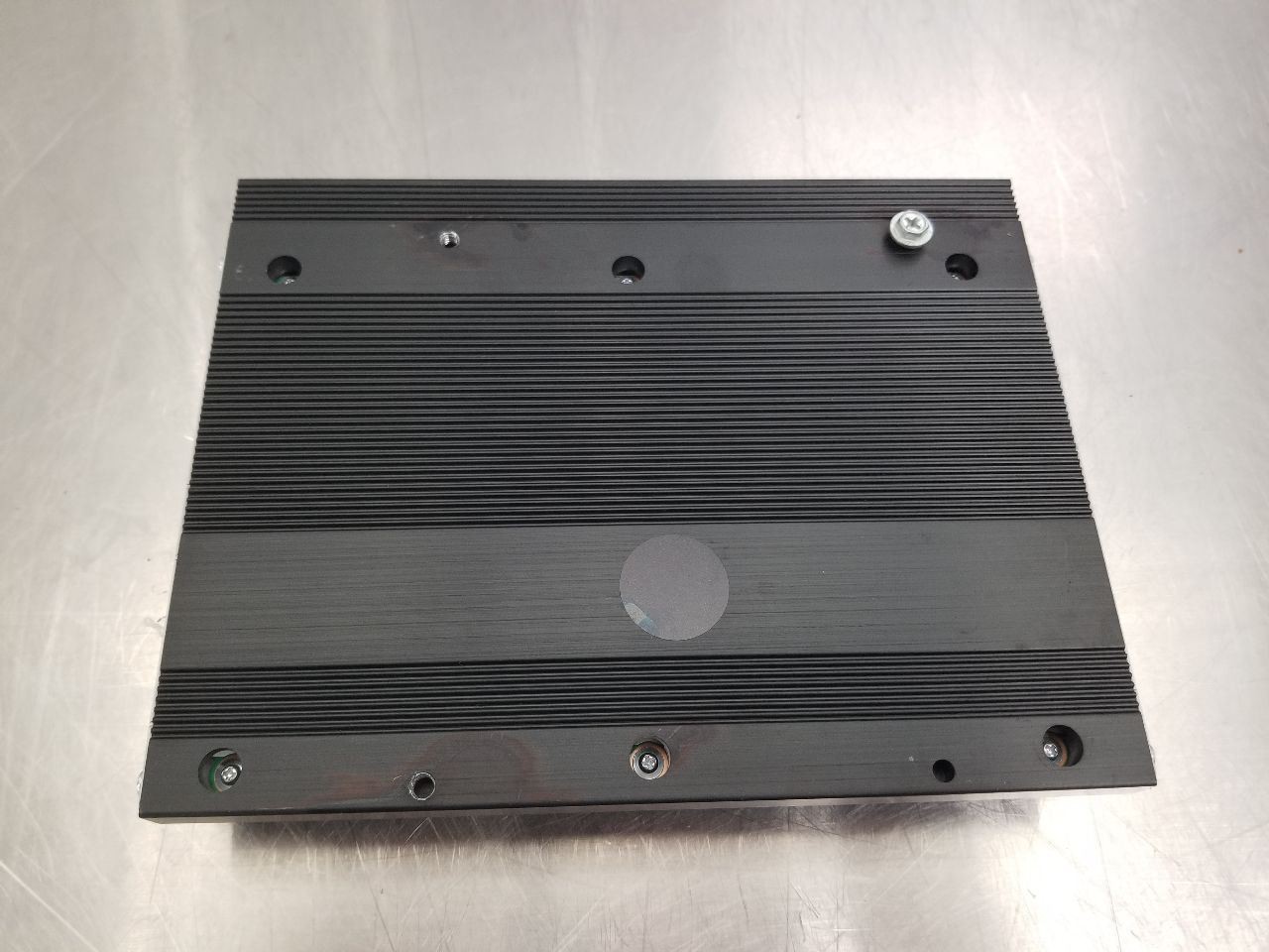 18 2018 CHRYSLER 300 S RADIO AUDIO AMPLIFIER 276 WATT 68303975AC