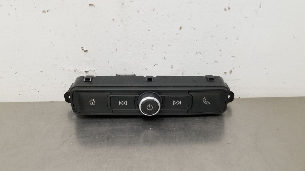 23 GMC SIERRA 2500 RADIO AUDIO CONTROL PANEL 84799539