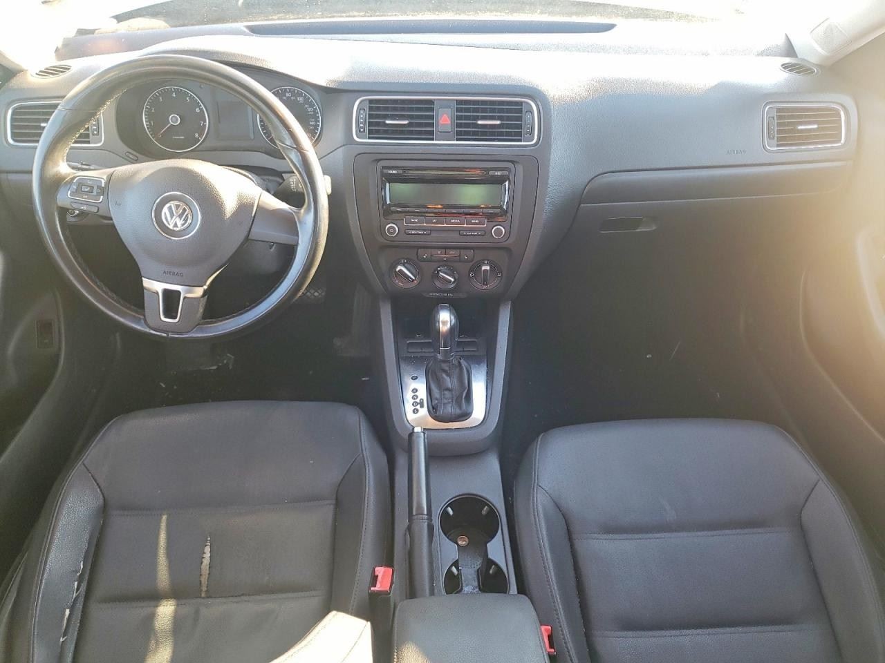 2011-2014 Volkswagen Jetta Radio AM FMsingle-cd Stereo Receiver OEM 1515884