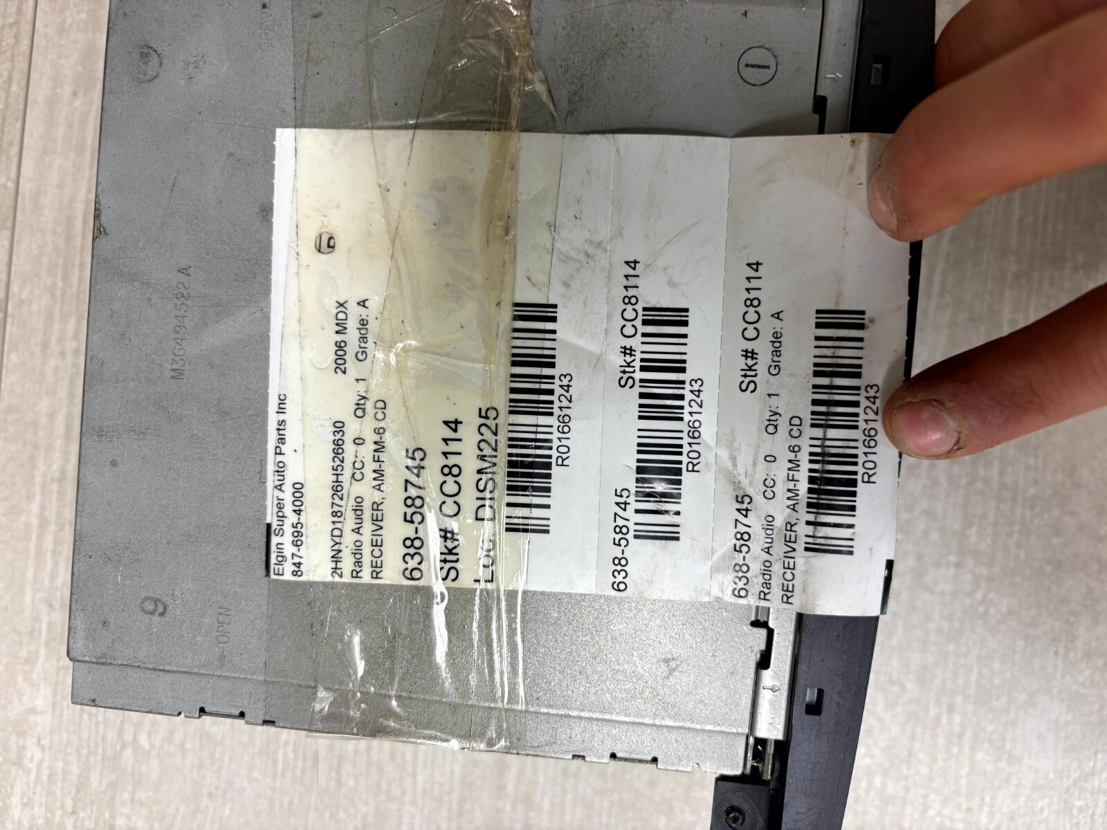 Genuine OEM Acura 39100S3VA640 AM FM Radio 6 Disc Player Navigation For 2006 MDX