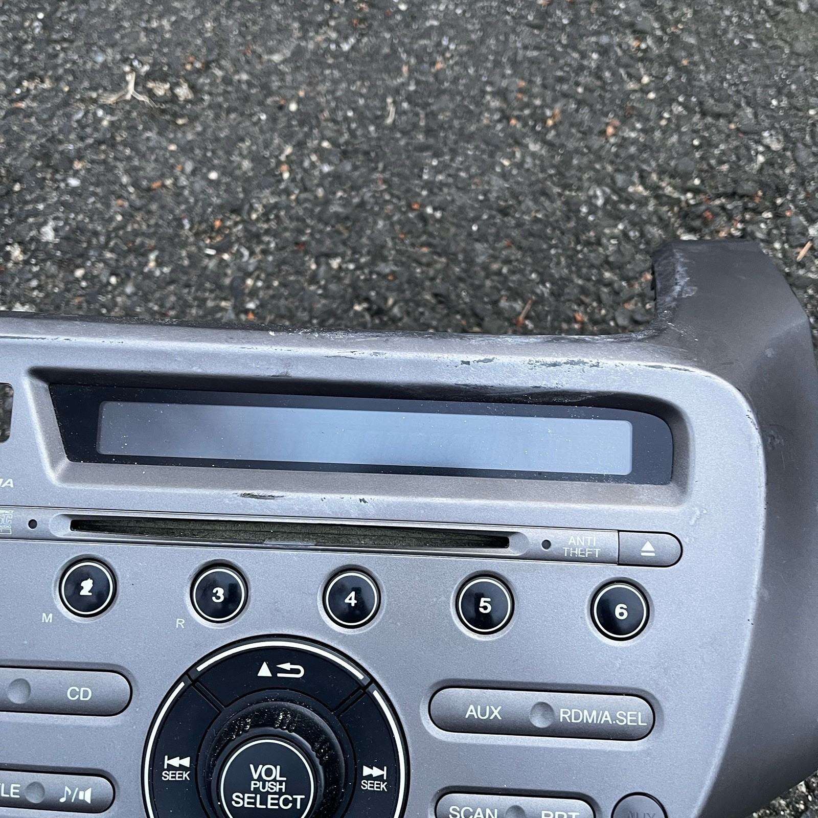 Honda 2009-2013 Fit OEM AM/FM Radio MP3-WMA CD Player Receiver Used