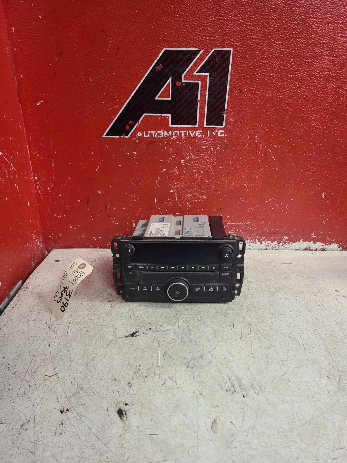 10-13 CHEVY SILVERADO 1500 10-14 YUKON TAHOE RADIO AM-FM CD MP3 USB opt US8 OEM
