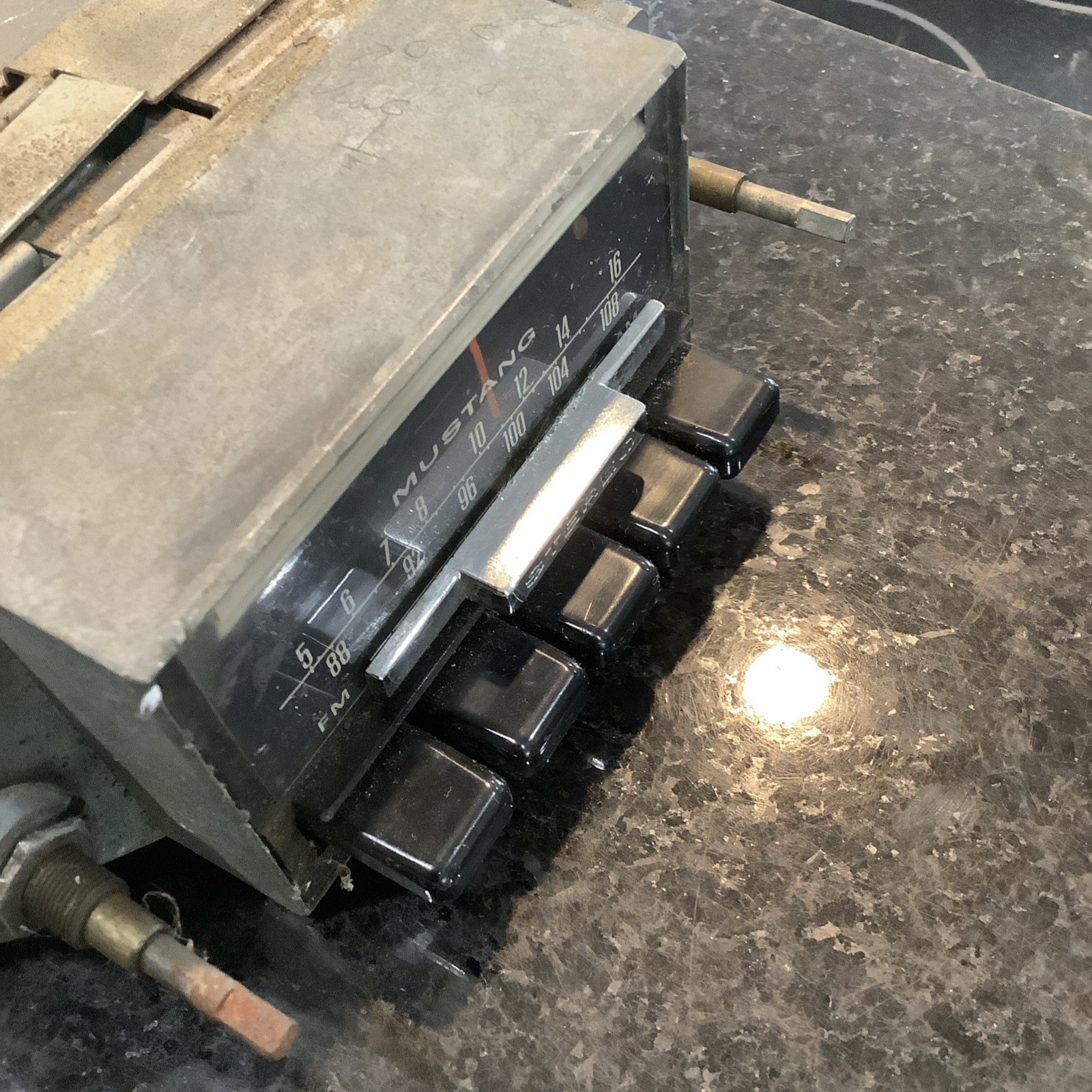 Used 1970 Mustang Boss 302 AM FM Radio D0ZA -19A241