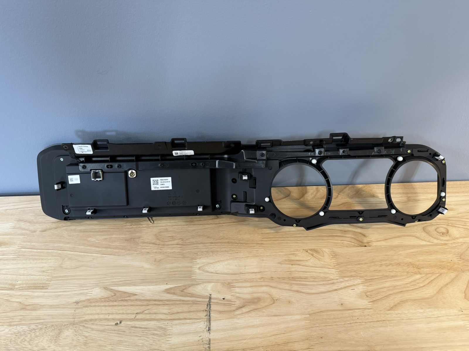 2024 Jeep Wrangler Big Touch Screen Radio Oem P68607669AA 12.3″ Radio Display
