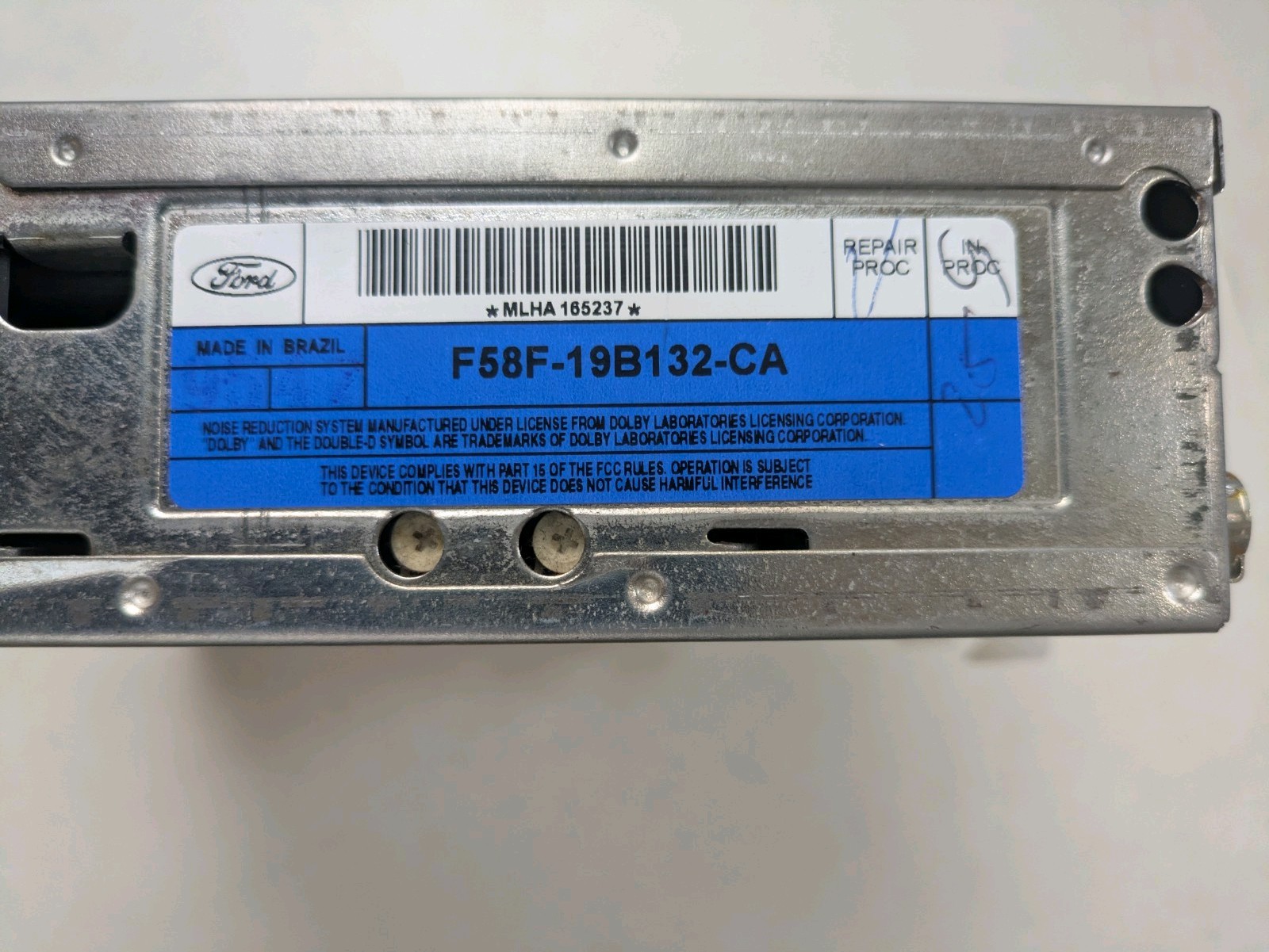 Ford OEM AM /FM Cassette Radio Compatible With 1994-1998 Windstar, Not Tested