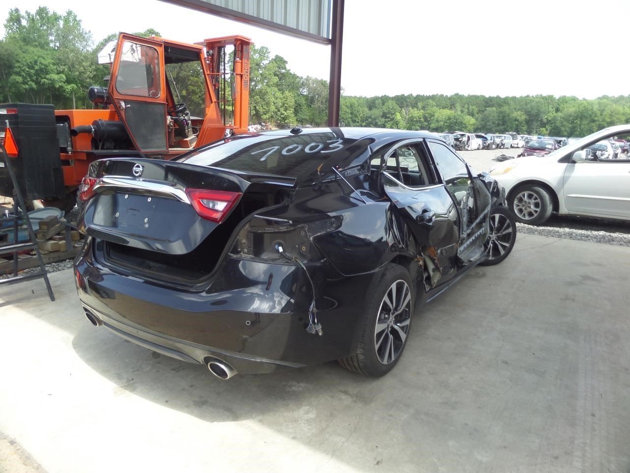 Audio Equipment Radio Display And Receiver Fits 18 MAXIMA 203996