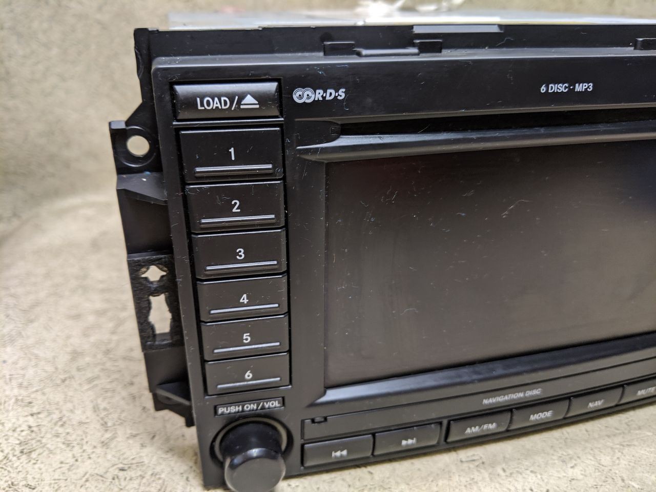 Stereo Radio AM FM CD 6 Disc DVD MP3 Navigation Fits 05-07 CHRYSLER 300 eab6k