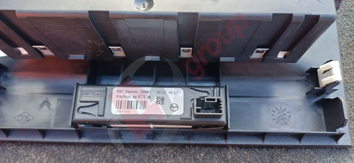 CITROEN DS4 THP DSPORT 11-13 STEREO RADIO CD PLAYER KIT 9676837780
