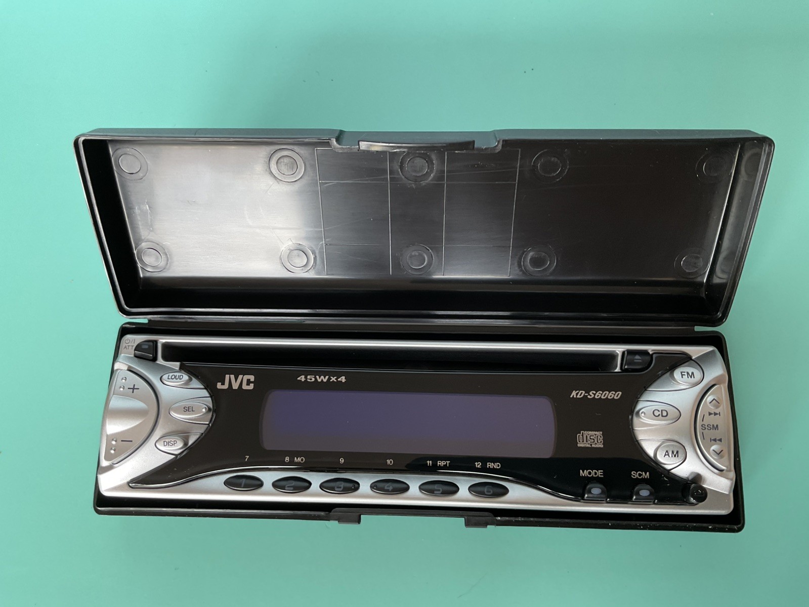 JVC KD-S6060 Car Stereo CD Player FM AM Radio 1 DIN Vintage Head Unit Working