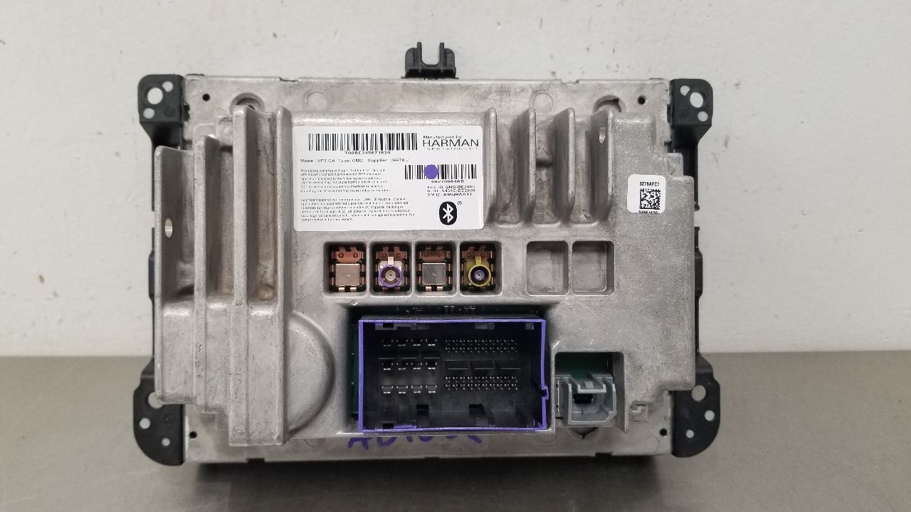 17 DODGE RAM 1500 CLASSIC RADIO AUDIO DISPLAY WITH RECEIVER 68270664AD