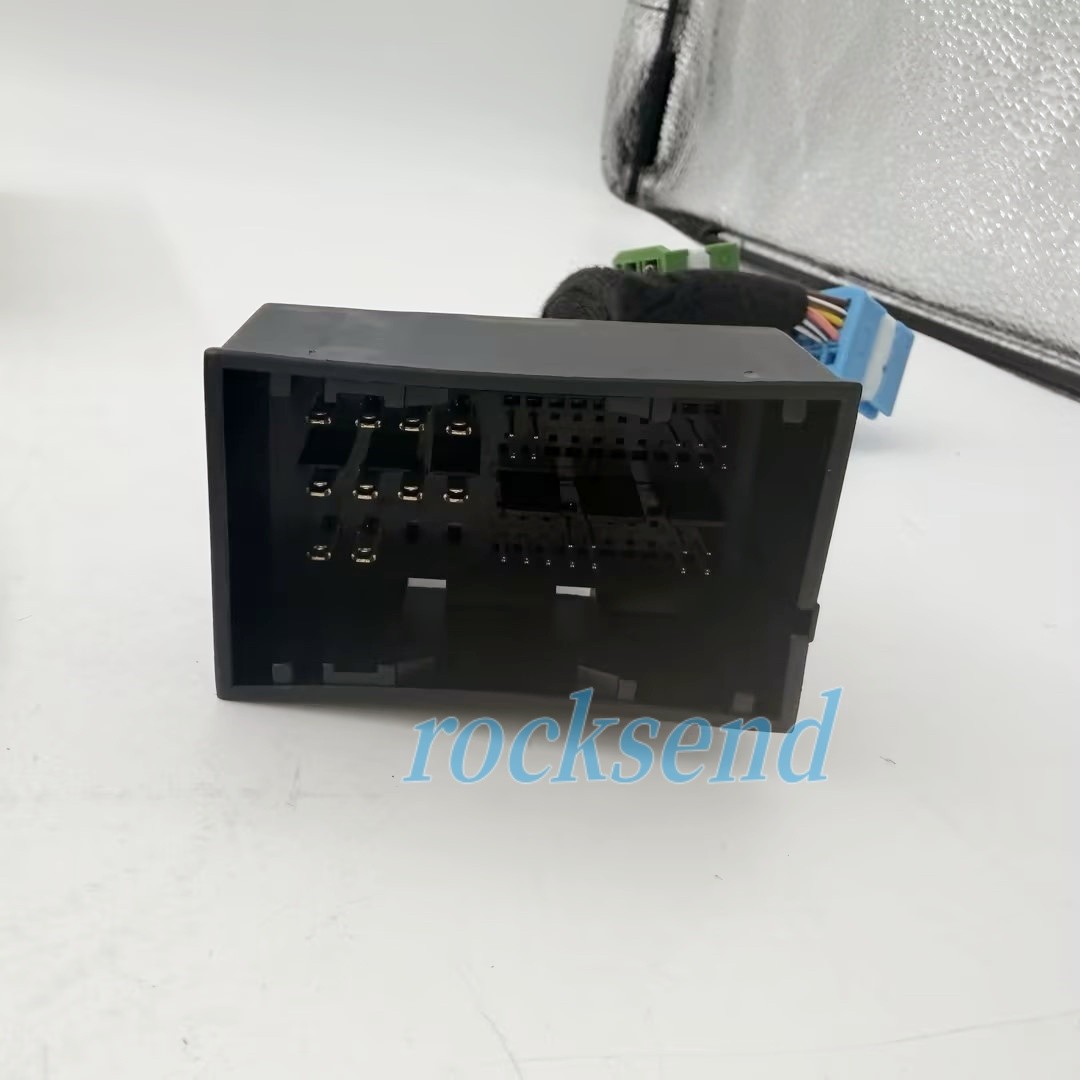 19-24 RAM 5” OR 8.4″ RADIO TO 12″ UCONNECT 5 RADIO UPGRADE WIRING HARNESS