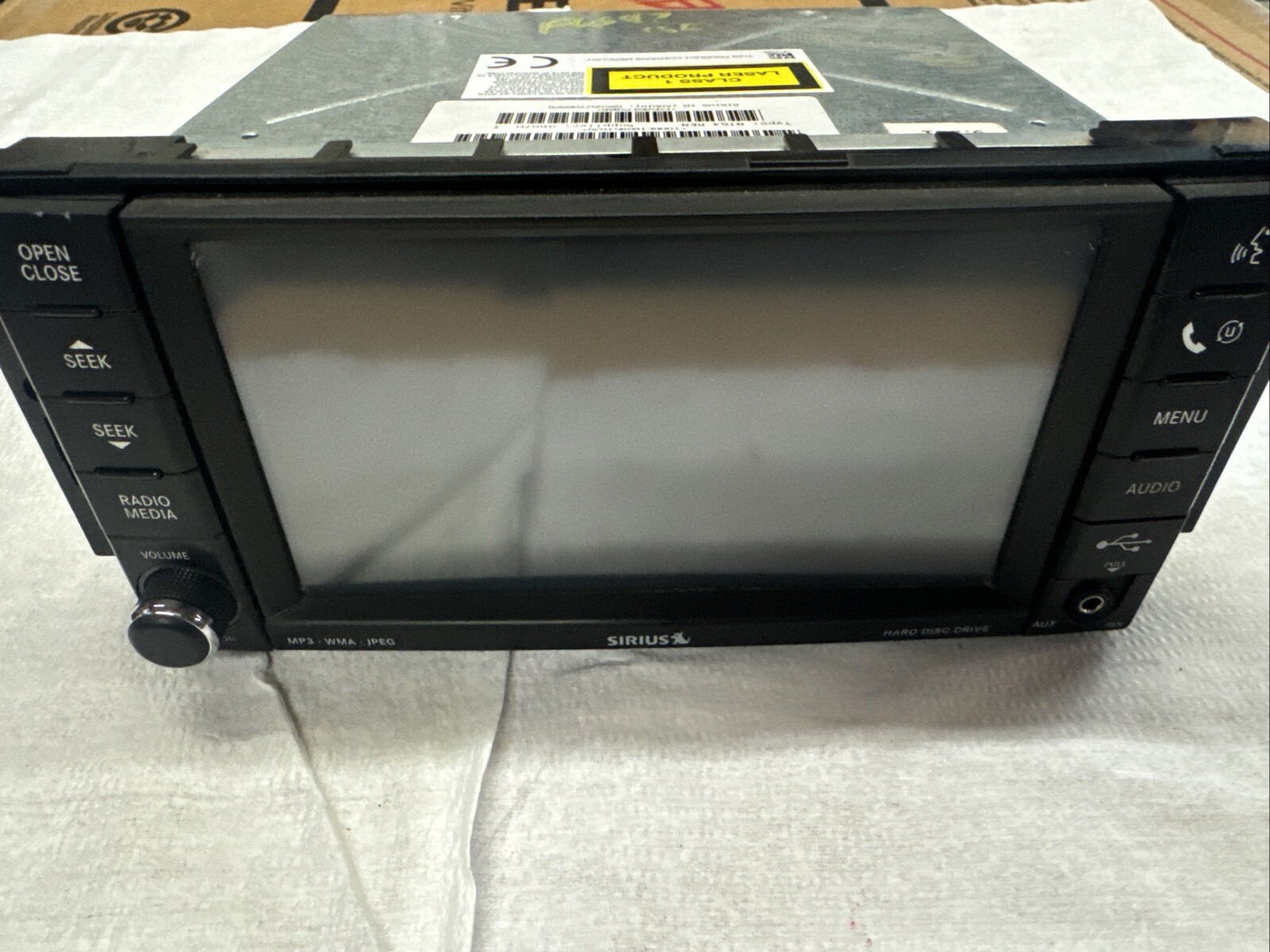 2009 2010 Jeep Dodge Chrysler Radio CD Player My GIG Low Speed P05064758AB OEM