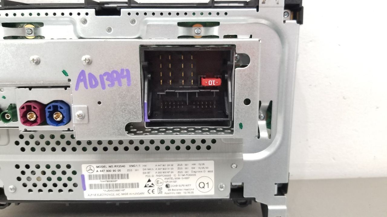 17 MERCEDES BENZ METRIS RADIO AUDIO RECEIVER 5.8″ DISPLAY 4479009005