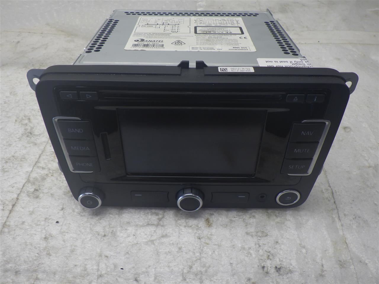 Radio Receiver Am-fm-cd-dvd-navigation Fits 09-17 TIGUAN