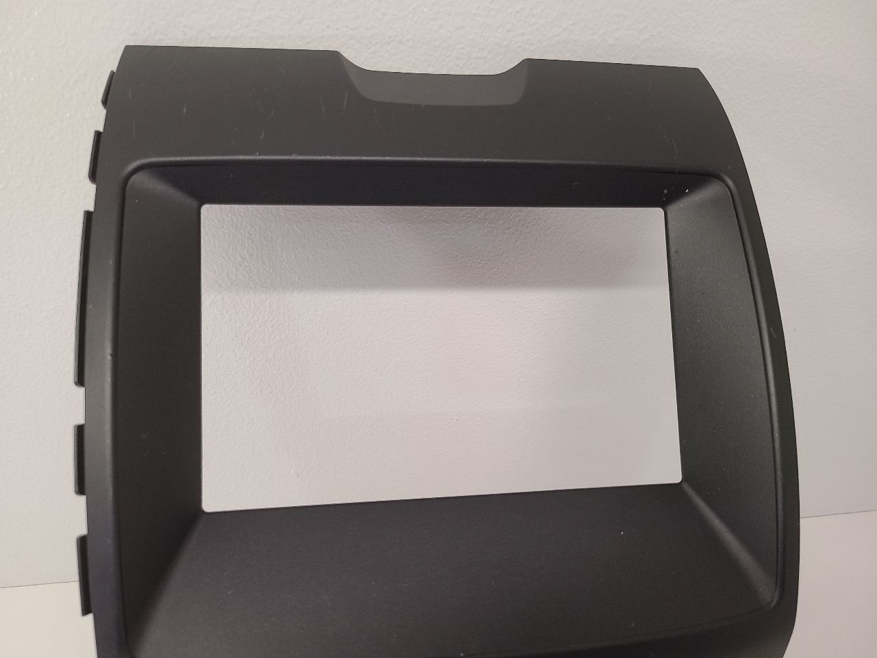 2019- 2020 Ford Edge Audio Equipment Radio Control Panel 8.0″ Screen Openin