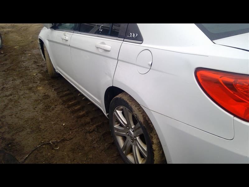 Audio Equipment Radio Receiver Am-fm-cd-dvd-hdd Fits 11-14 200 1168885