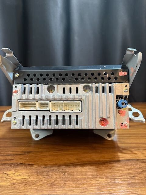 OEM Genuine Toyota 16860 86120-AA160 AM/FM Radio CD Player – 2005-06 Camry