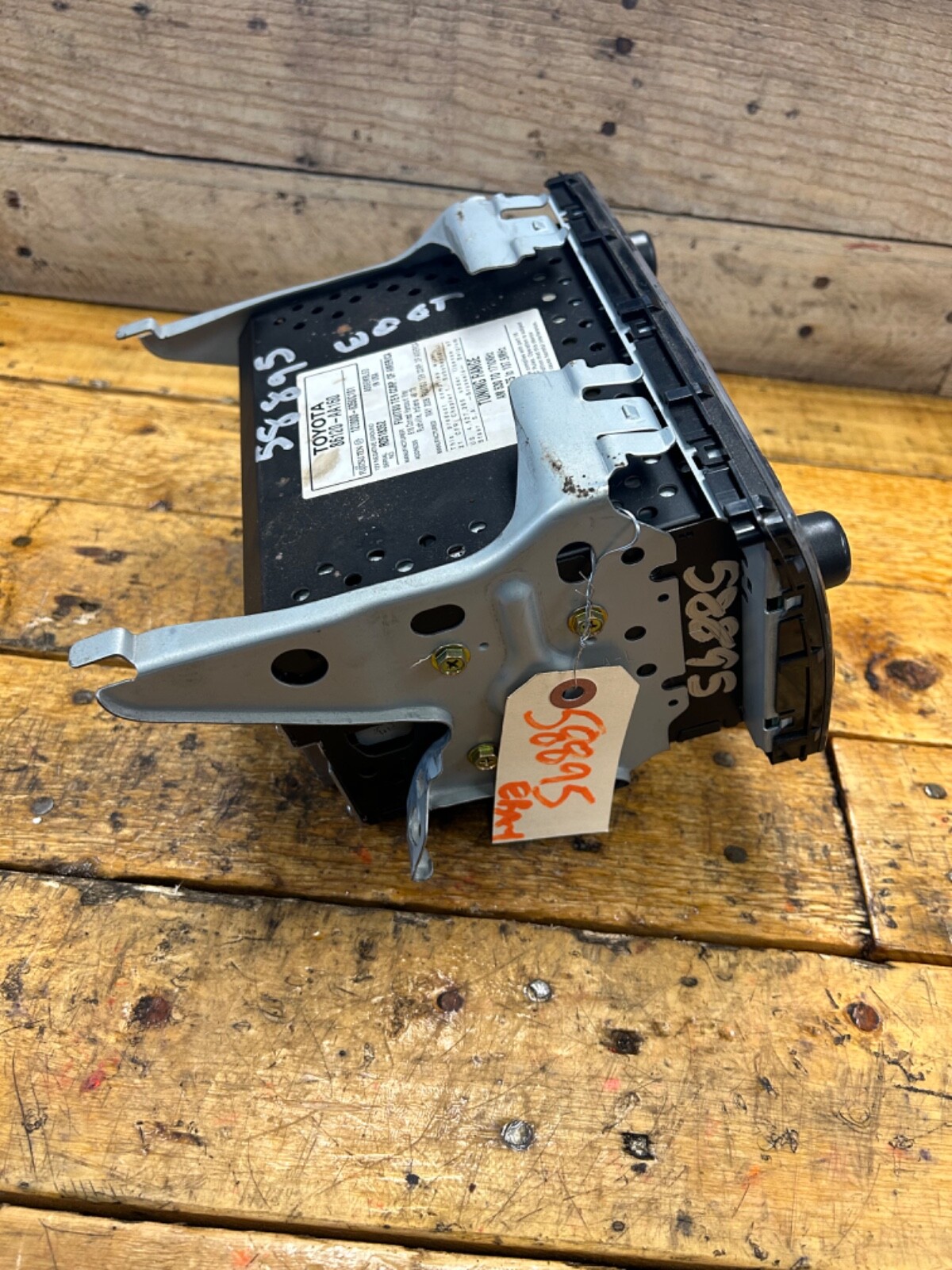 2005-2006 TOYOTA CAMRY LE XLE AM FM Radio Receiver CD Player Fujitsu Ten Mfr OEM