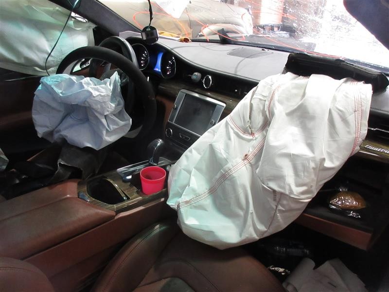 RADIO SPEAKER,REAR Maserati Quattropo 2014 14 670002145 1096349