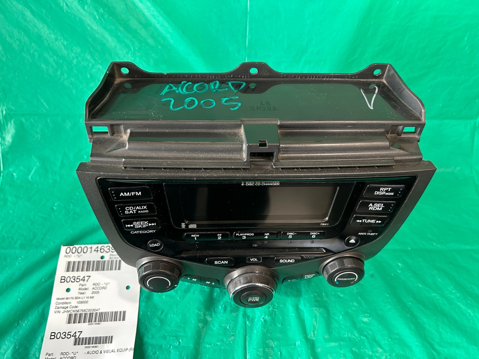 Audio & Visual Equip.(radio) HONDA ACCORD 05 39175 SDA L1 10 M2 OEM