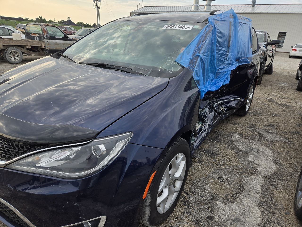 2018-2020 Chrysler Pacifica Front Dash Mounted Display 8.40 Touchscreen Opt JBD