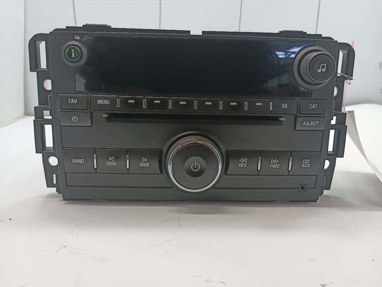 25974801 OEM AM/FM Radio CD/MP3 Player AUX From 09 SIERRA150 13123199