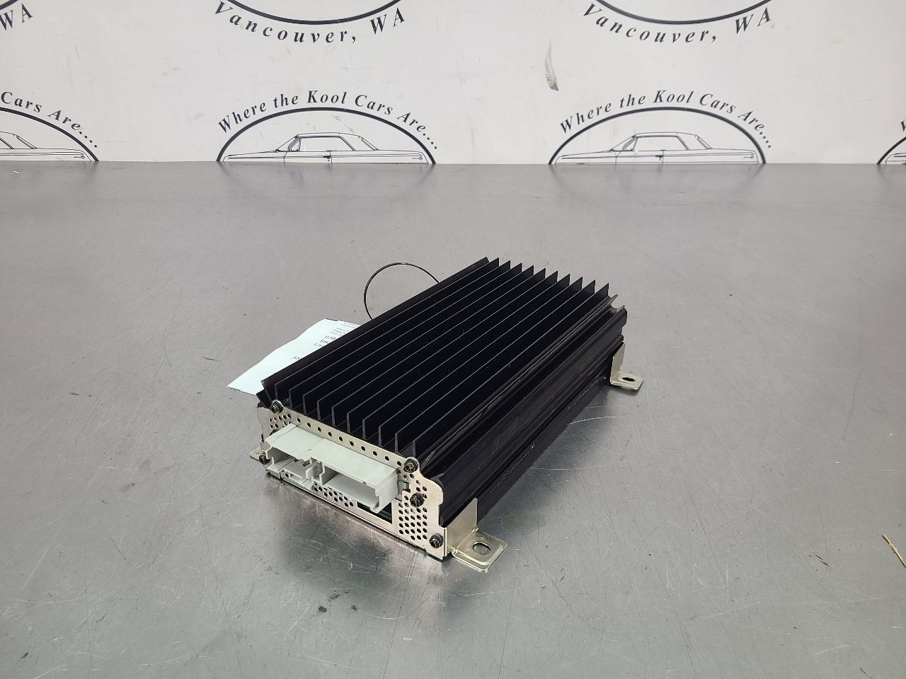 2004-09 Cadillac XLR BOSE Factory Speaker Amplifier Amp Audio, #15139739 – OEM