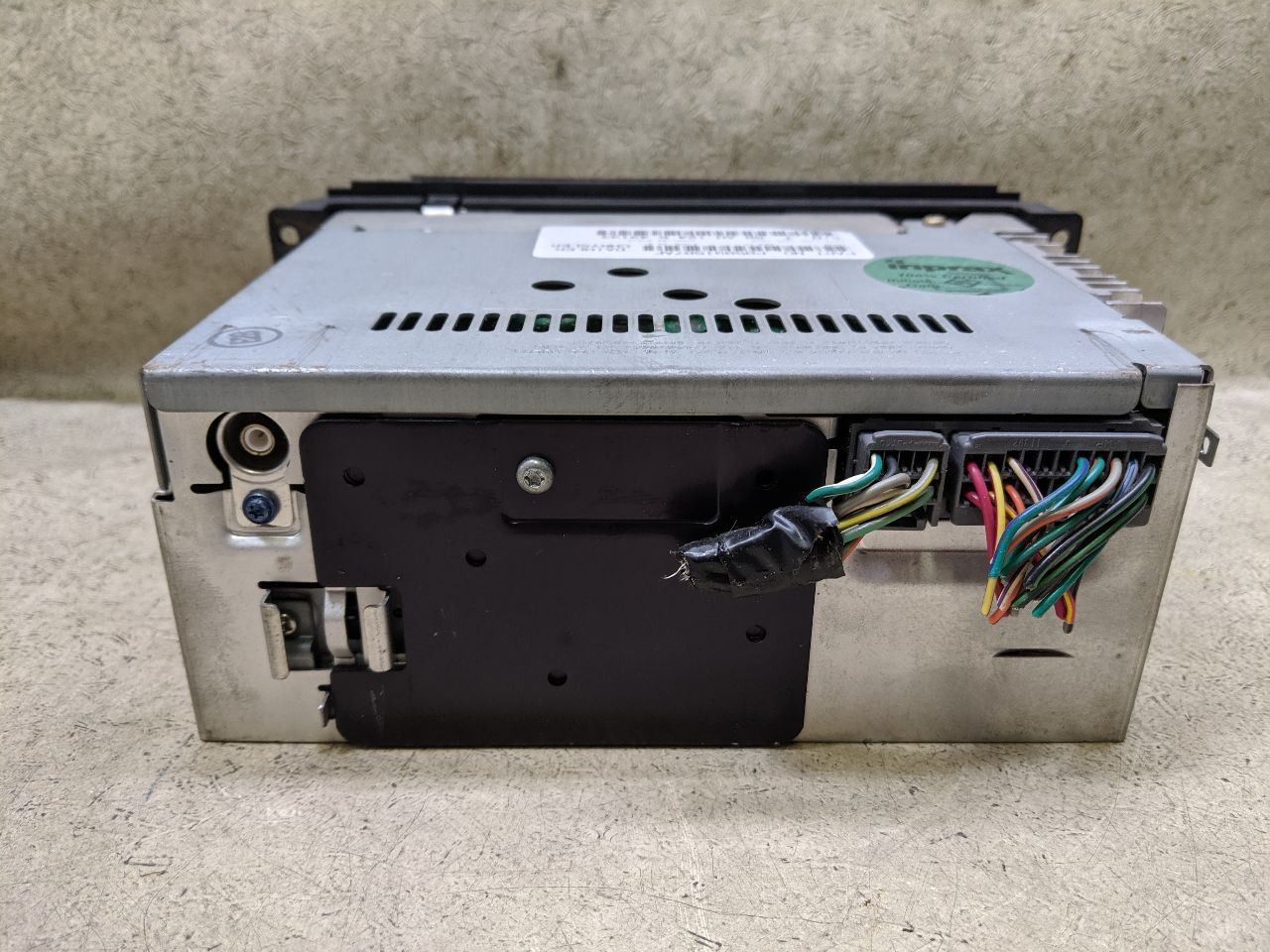 Stereo Radio AM FM CD 6 Disc 05091507AF Fits 05-06 08-10 DODGE VIPER b230-204273