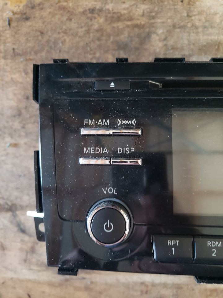 Radio Display and Receiver AM-FM-CD S Fits 13-15 ALTIMA 235315