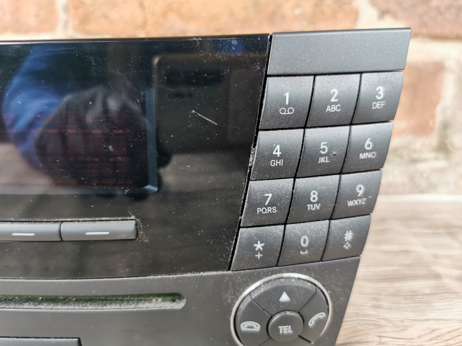 2003 MERCEDES BENZ E CLASS RADIO CD PLAYER HEAD UNIT A2118209889 NO CODE