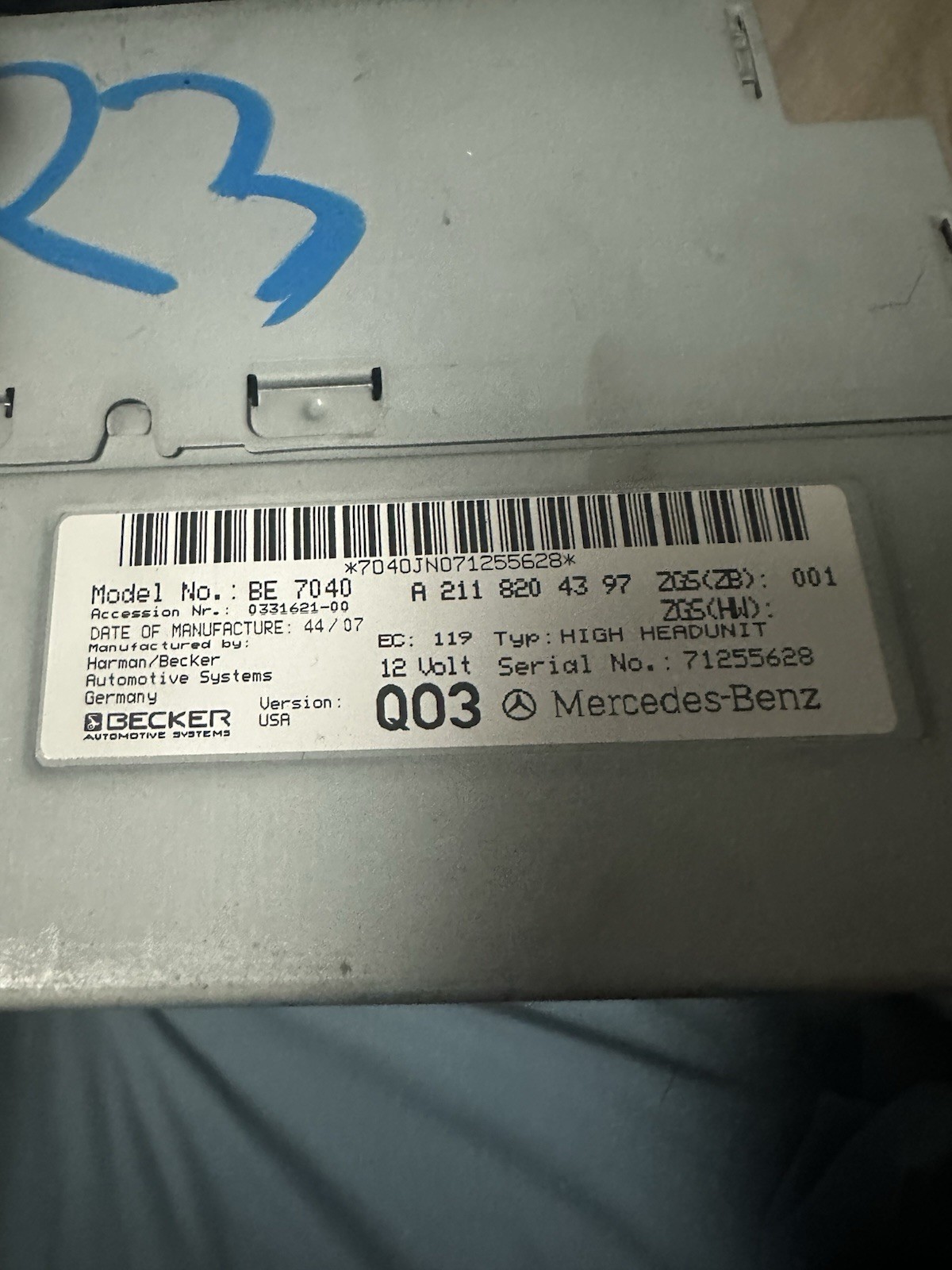 OEM head unit from a 07 Mercedes-Benz e350 Fits 2003-2009 E350 Sedan