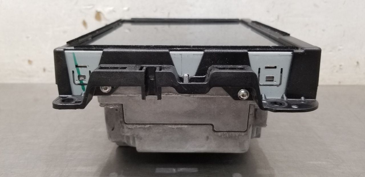 16 DODGE RAM 1500 BIG HORN RADIO AUDIO DISPLAY 8.4″ SCREEN