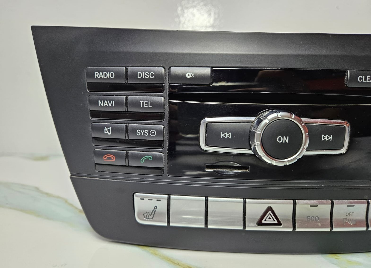 2010-2012 Mercedes W204 C-Class Radio Audio Head Unit CD Player A204 9005111 OEM