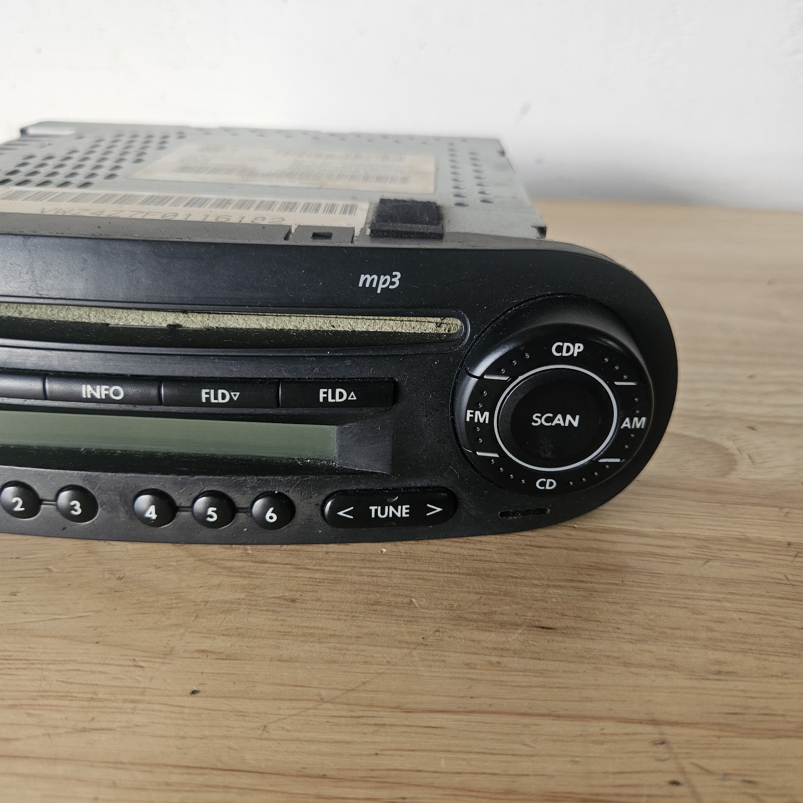 1998-2010 Volkswagen Beetle Radio Stereo Head Unit MP3 CD OEM
