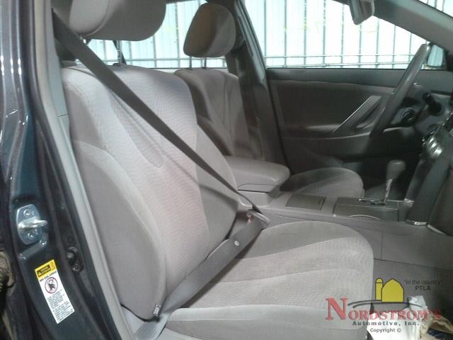 2011 Toyota Camry RADIO AM-FM CD,86120-06700