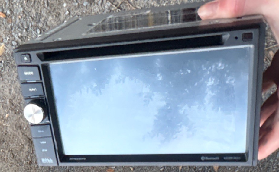 Used Boss Double Din Bluetooth Car Stereo. No Sound. No Remote