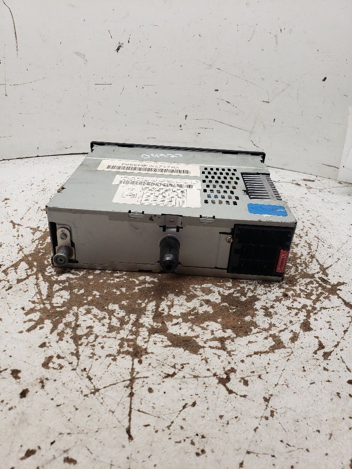 1999-2009 Volkswagen Golf Radio VIN J 8th Digit Includes City OEM 1367171