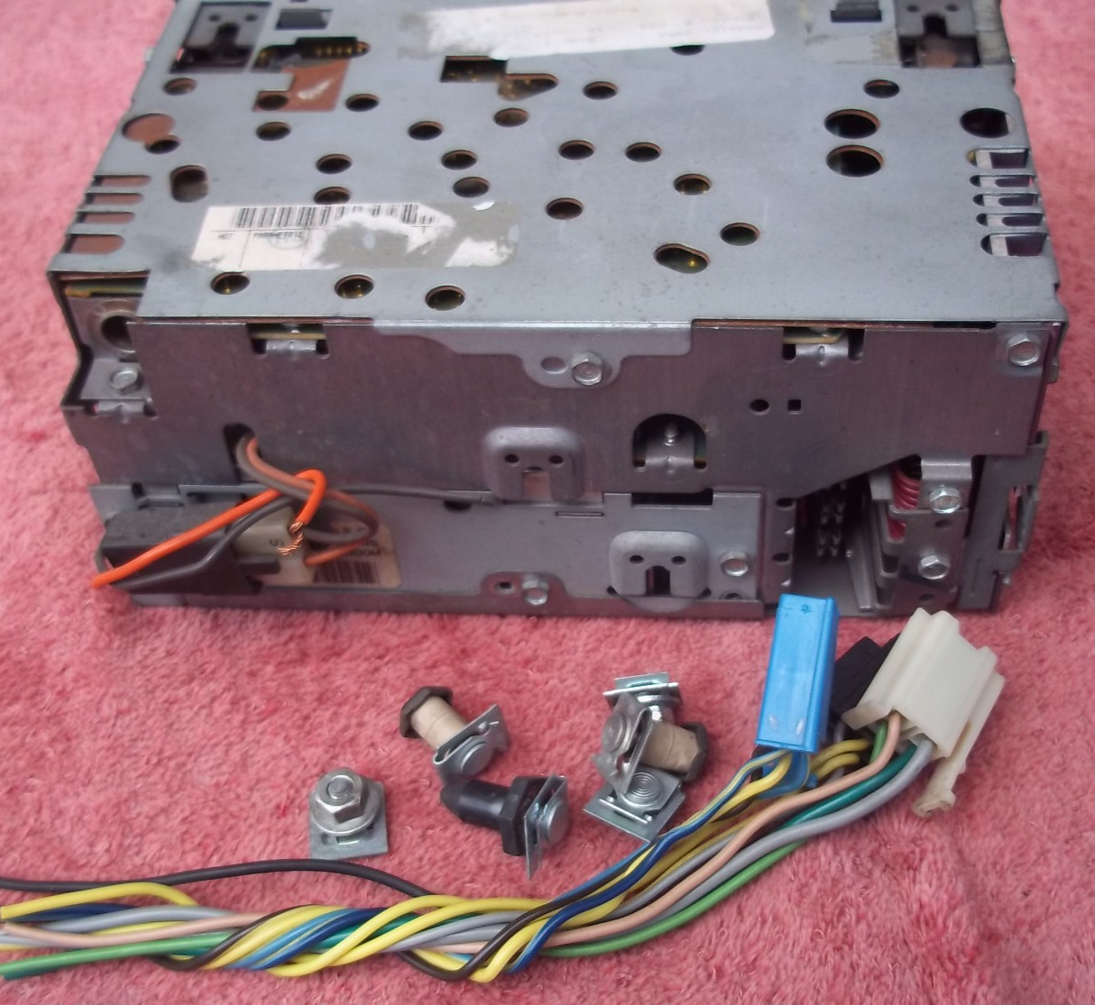 85 86 87 88 91 Chevrolet Camaro IROC Z28 Delco GM AM FM Cassette EQ Stereo Radio
