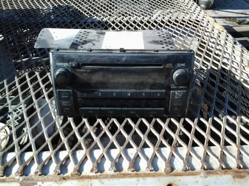 Audio Equipment Radio Receiver With CD Le Fits 05-06 CAMRY 117037
